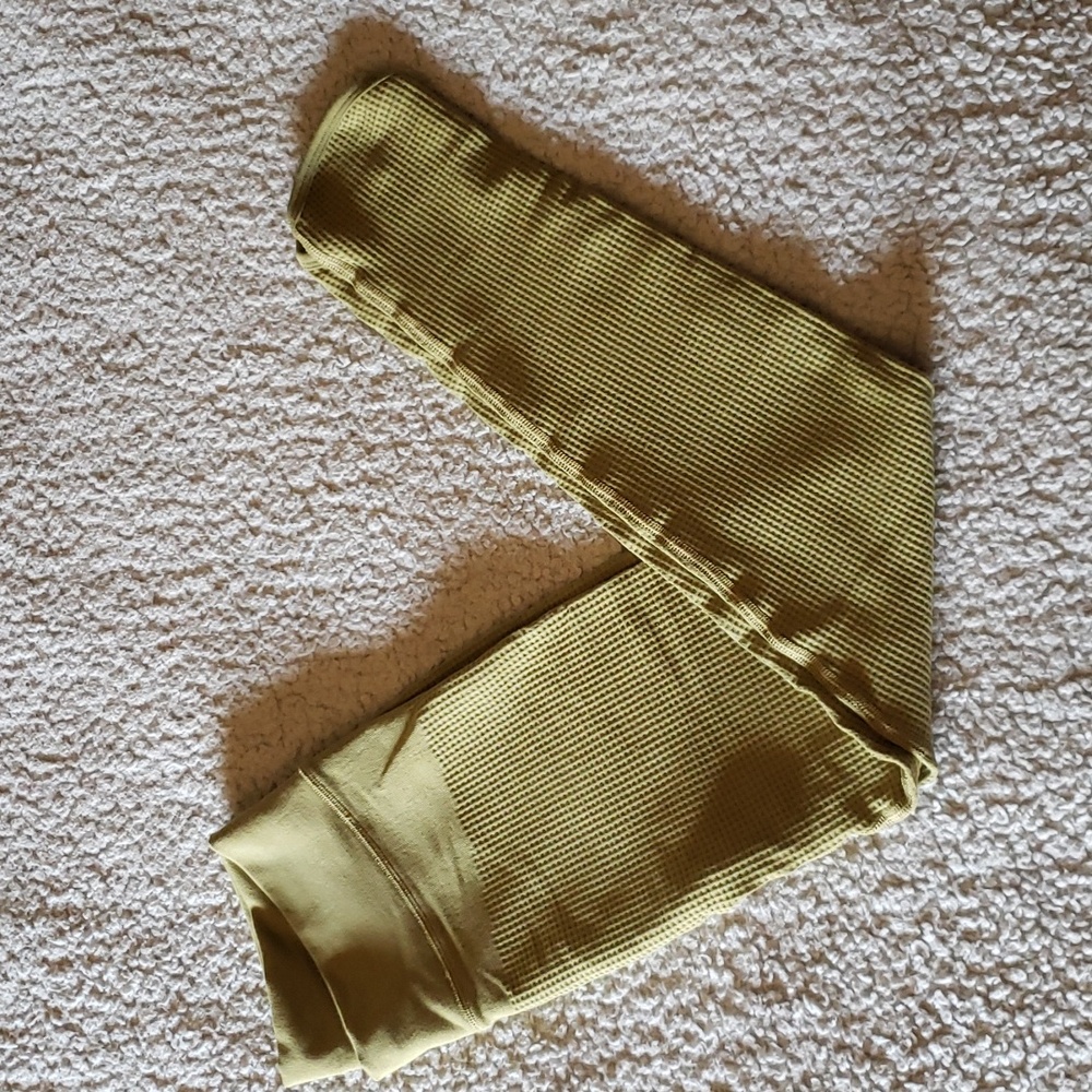 NWOT Gymshark Pause Seamless Leggings in Griffin Green